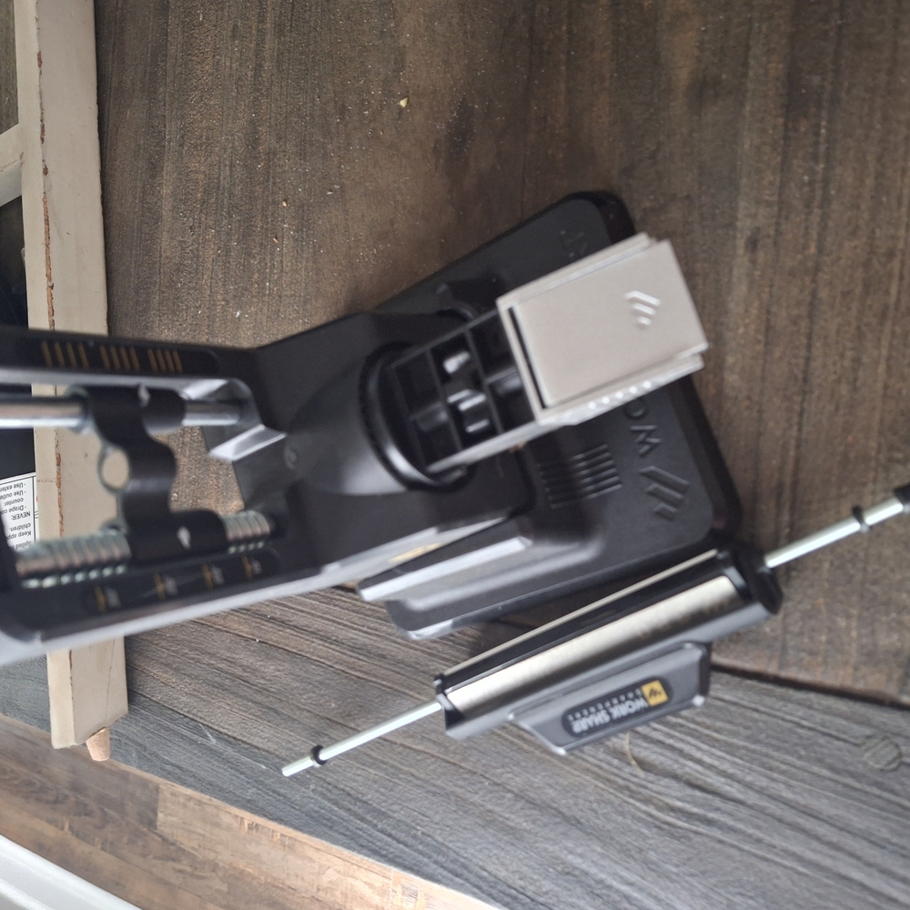 Black and Silver Knife Sharpener